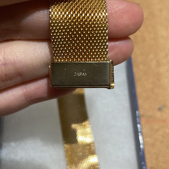 Vintage Japan Adjustable Gold Tone Bracket with Blue Bead - Picture 2 of 5